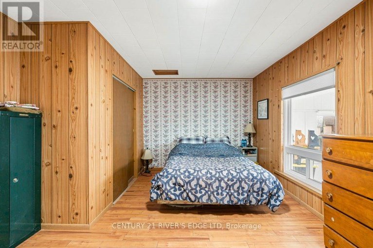 29482803/24-brouse-drive/iroquois/south-dundas/ontario/K0E1K0_29