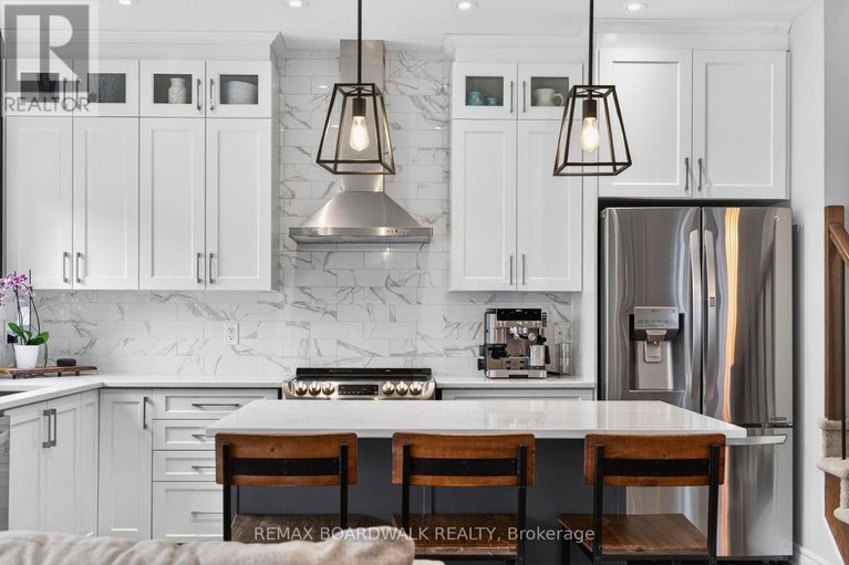 29665426/38-thunderbolt-street/emerald-meadowstrailwest/ottawa/ontario/K2V0L9_18