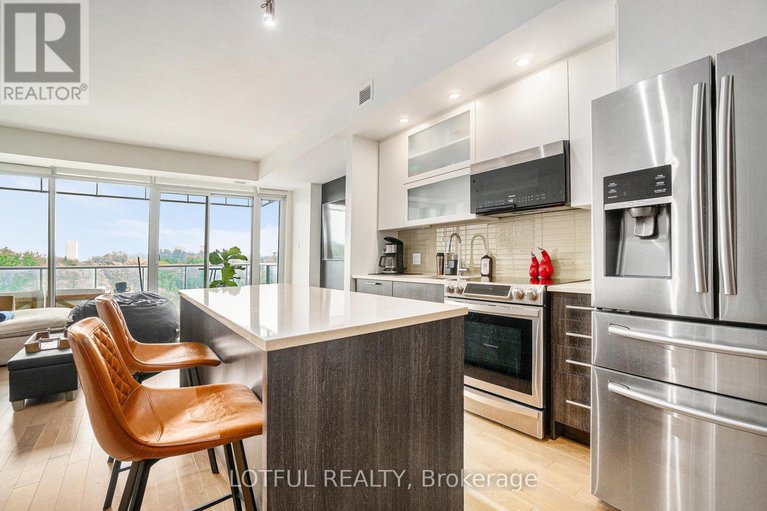 28813431/701-98-richmond-road/westborohampton-park/ottawa/ontario/K1Z0B2_11