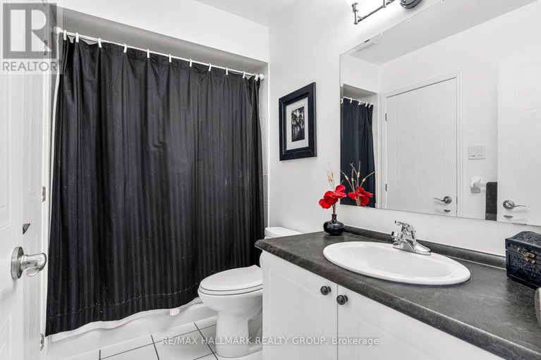 29060458/1567-cedar-mills-road/chateauneuf/ottawa/ontario/K1C7L9_22