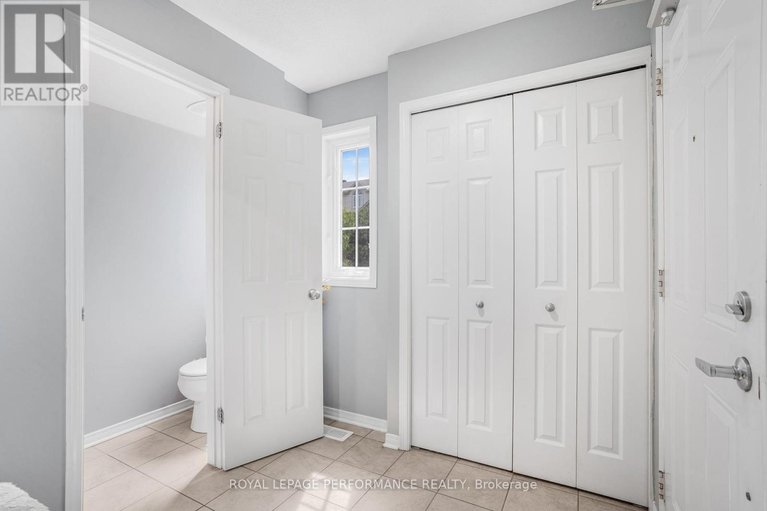 28606239/2-55-steele-park-private/cyrville/ottawa/ontario/K1J0J2_6