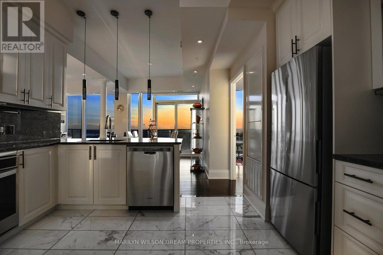 27978690/4003-805-carling-avenue-n/west-centre-town/ottawa/ontario/K1S5W9_12
