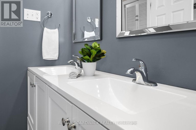 29048671/164-napoleon-street/carleton-place/carleton-place/ontario/K7C2W9_25