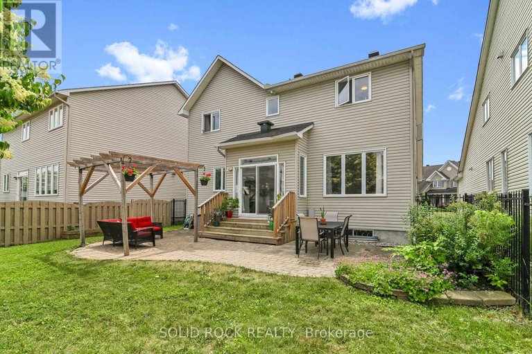 28645077/1824-mccallum-drive/fallingbrookgardenway-south/ottawa/ontario/K4A3T7_34