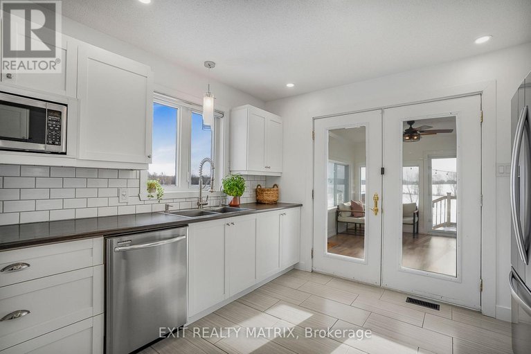 29216177/1540-sandy-hill-road/champlain-twp/champlain/ontario/K6A2R2_14