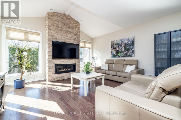 29578721/168-minoterie-ridge/camelot/ottawa/ontario/K4A0Y6_9