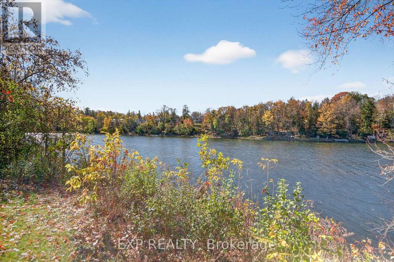 29011158/302-1-rosamond-street-e/almonte/mississippi-mills/ontario/K0A1A0_47