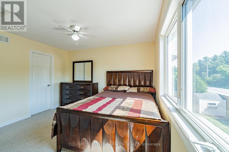 28532595/116-whernside-terrace-w/morgans-grantsouth-march/ottawa/ontario/K2W0C7_32