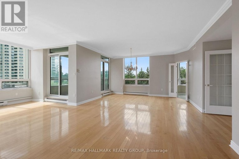 28638774/301-1480-riverside-drive/riverview-park/ottawa/ontario/K1G5H2_13
