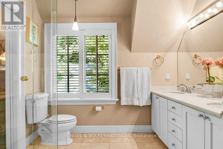 28532875/202-cloverdale-road/rockcliffe/ottawa/ontario/K1M0X2_45