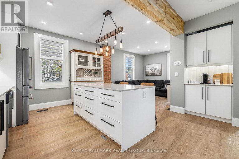 28634699/33-river-road/mcnabbraeside-twps/mcnabbraeside/ontario/K7S1R3_8