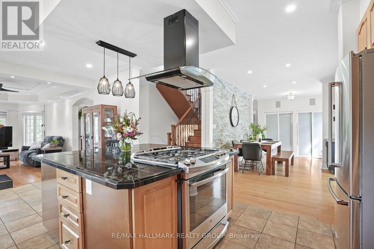 29034872/115-pigeon-street/town-of-rockland/clarence-rockland/ontario/K4K1J8_15