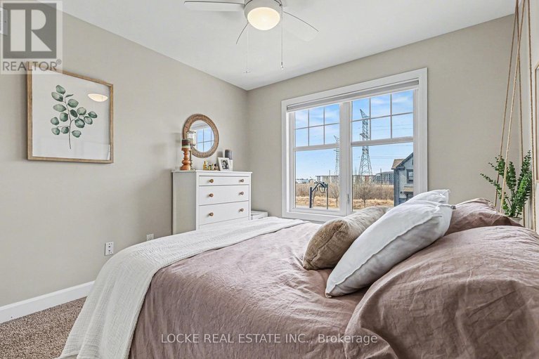 29580870/301-citrine-street/avalon-west/ottawa/ontario/K4A0T7_22