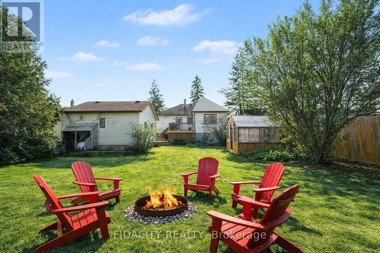 29456146/11-caldwell-street/carleton-place/carleton-place/ontario/K7C3A7_21