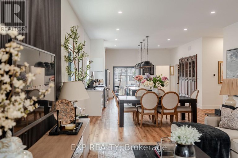 29441745/12-viewmount-drive/meadowlandscrestview/ottawa/ontario/K2G1R5_13