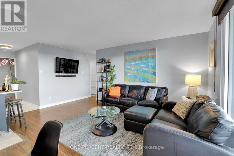 28516764/1408-1785-riverside-drive/riverview-park/ottawa/ontario/K1G3T7_11