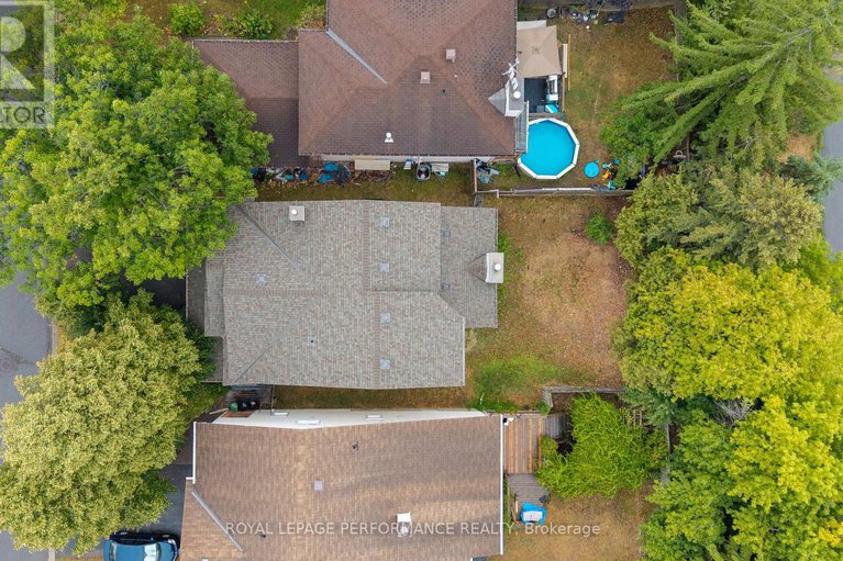28787698/31-willow-glen-drive/bridlewood/ottawa/ontario/K2M1K8_9