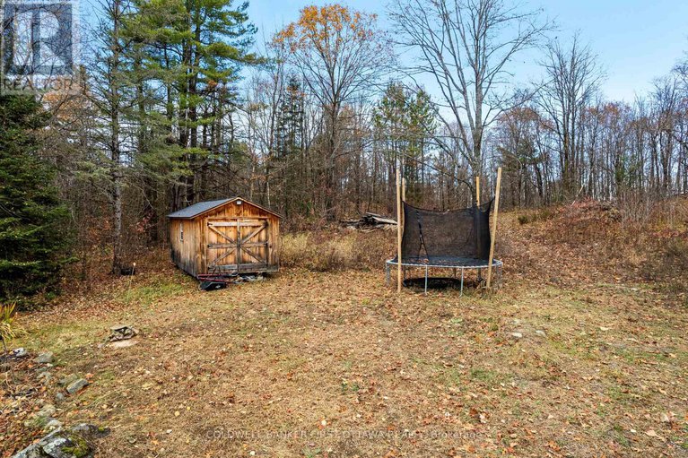 29065809/946-french-line-road/lanark-highlands-darling-twp/lanark-highlands/ontario/K0G1K0_40