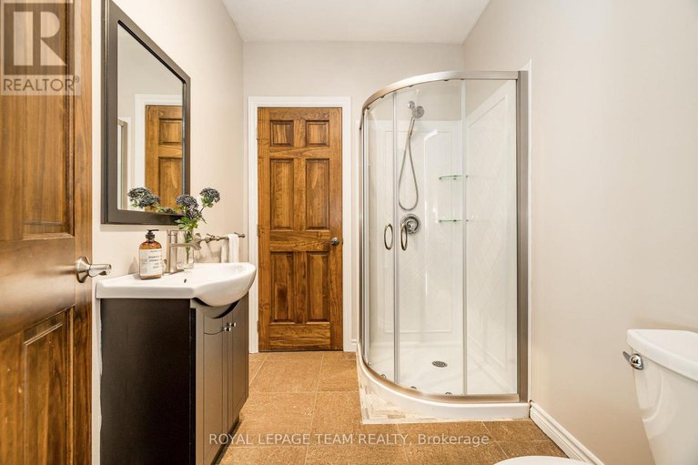 29102978/4128-county-7-road/south-dundas-williamsburgh-twp/south-dundas/ontario/K0C2H0_30