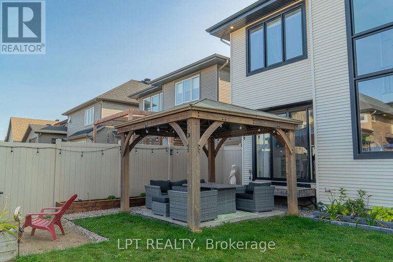 28846584/410-andalusian-crescent/emerald-meadowstrailwest/ottawa/ontario/K2V0E3_14