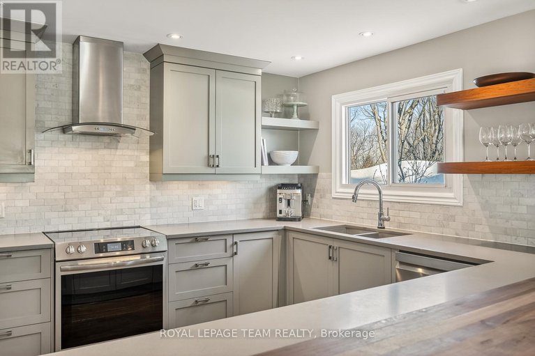 29413398/729-ludgate-court/beaconwood/ottawa/ontario/K1J8K8_10