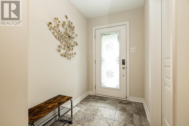 28498335/182-poplin-street/riverside-southgloucester-glen/ottawa/ontario/K4M0G9_7