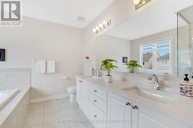 28379305/2782-grand-vista-circle/half-moon-bay/ottawa/ontario/K2J0W5_23