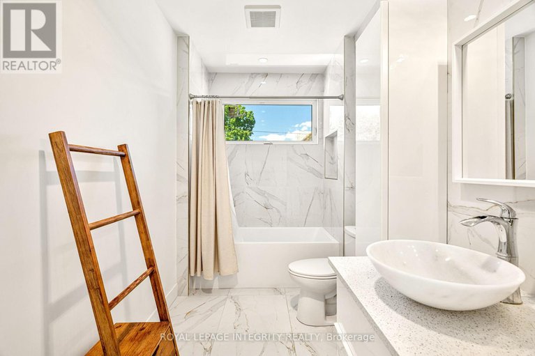 28612659/266-currell-avenue/westborohampton-park/ottawa/ontario/K1Z7J6_25