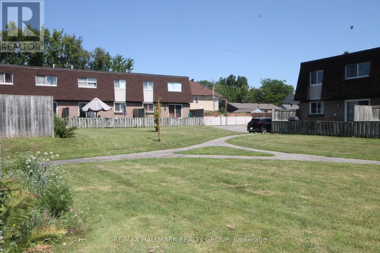 28637168/37-b-glenridge-road/meadowlandscrestview/ottawa/ontario/K2G1G2_21