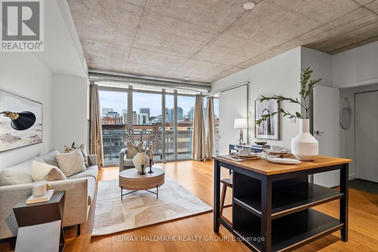 29606023/332-354-gladstone-avenue/ottawa-centre/ottawa/ontario/K2P0R4_16