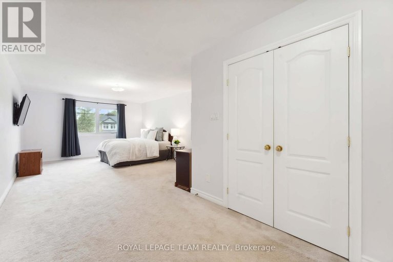 29042876/39-vermont-avenue/barrhaven-east/ottawa/ontario/K2G6M2_27