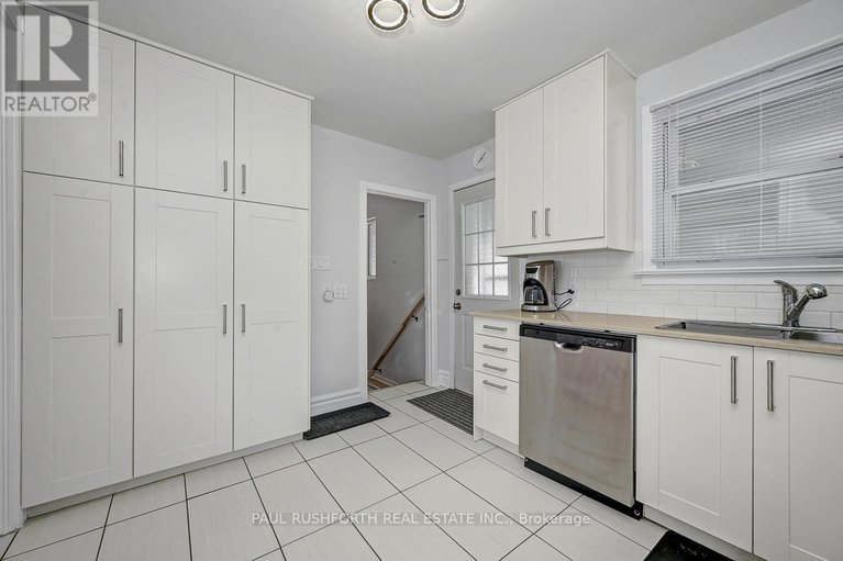 29437881/1401-mcmahon-avenue/emerald-woodssawmill-creek/ottawa/ontario/K1T1C2_17