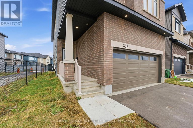 29145245/352-monticello-avenue/emerald-meadowstrailwest/ottawa/ontario/K2S2S5_4