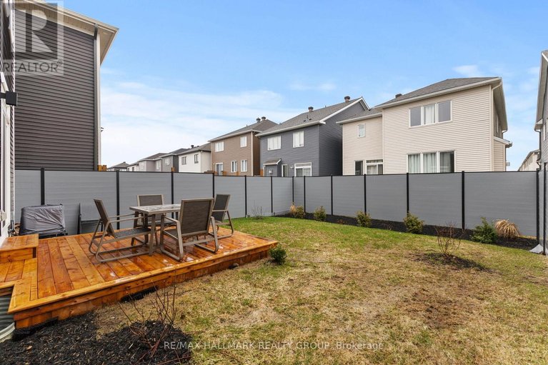 29621623/1015-cottontail-walk/avalon-west/ottawa/ontario/K4A5H7_28