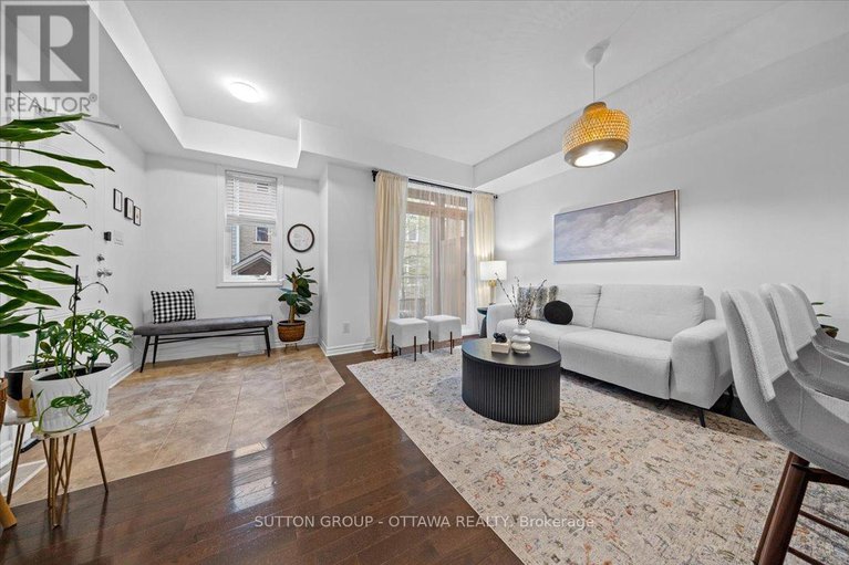 28527540/a-310-everest-private/elmvale-acres/ottawa/ontario/K1G4E3_5