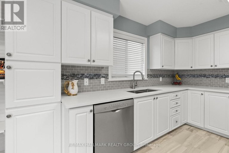 29244730/9-new-deighton-crescent/barrhaven-east/ottawa/ontario/K2G6H7_23