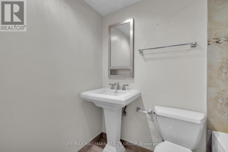 29672090/2005-1285-cahill-drive/south-keys/ottawa/ontario/K1V9A7_22