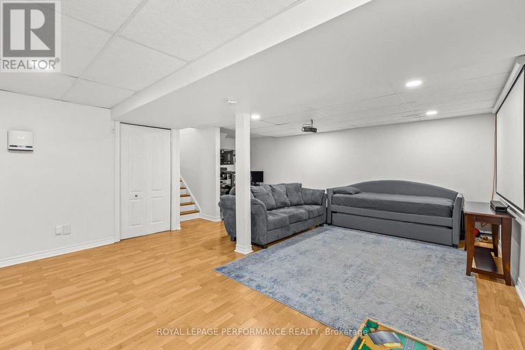 29451612/11-pincourt-street/embrun/russell/ontario/K0A1W0_35