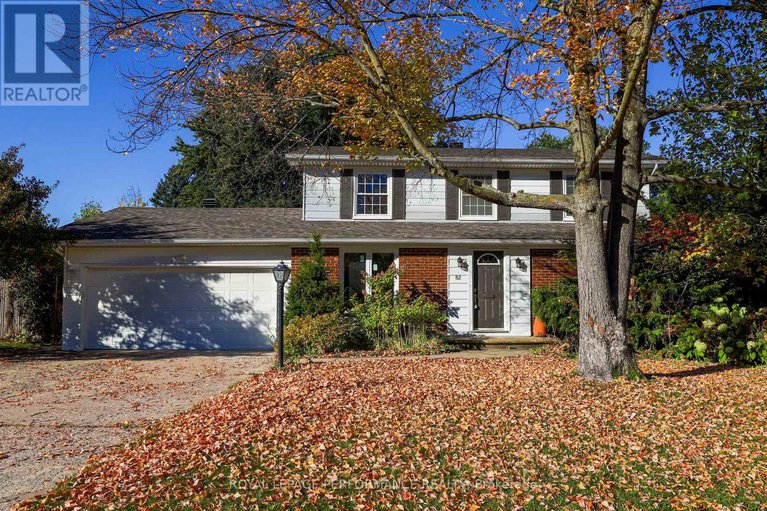 29057933/82-queensline-drive/bruce-farmgraham-parkqualicumbellands/ottawa/ontario/K2H7J5_1