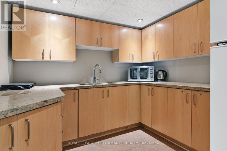 29227689/229-205-bolton-street/lower-townbyward-market/ottawa/ontario/K1N1K7_41