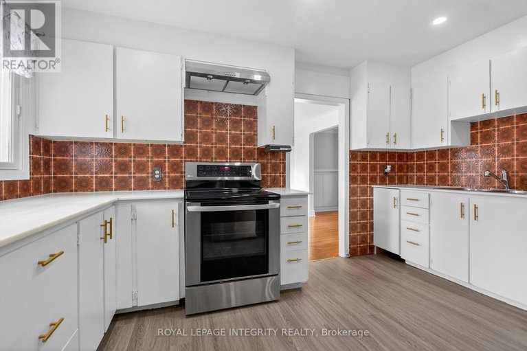 29192840/230-smyth-road/alta-vistafaircrest-heights/ottawa/ontario/K1H5A2_12