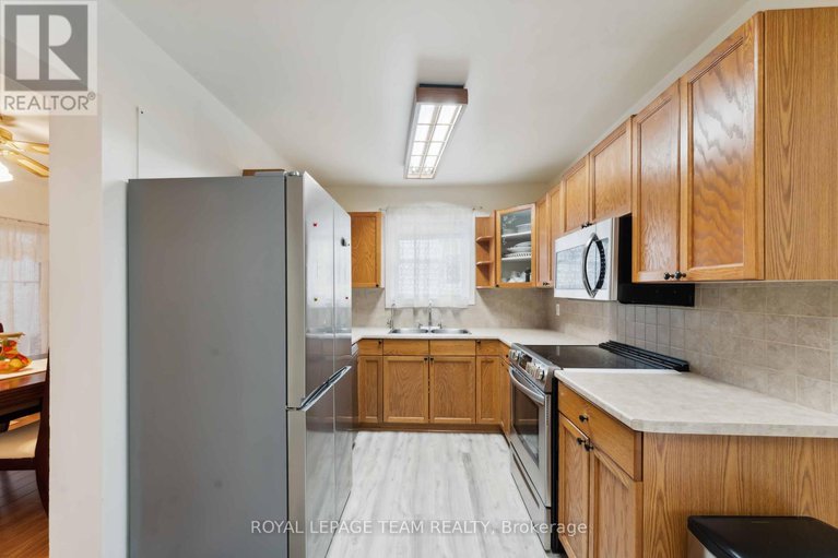 28764655/6351-st-louis-drive/hiawatha-parkconvent-glen/ottawa/ontario/K1C2X9_16