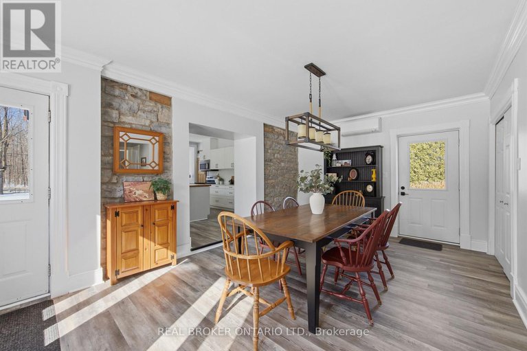 29433673/2090-beach-road/north-grenville-twp-kemptville-south/north-grenville/ontario/K0G1S0_9