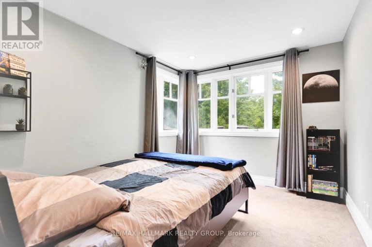 29311910/23-davidson-drive/rothwell-heights/ottawa/ontario/K1J6L7_23