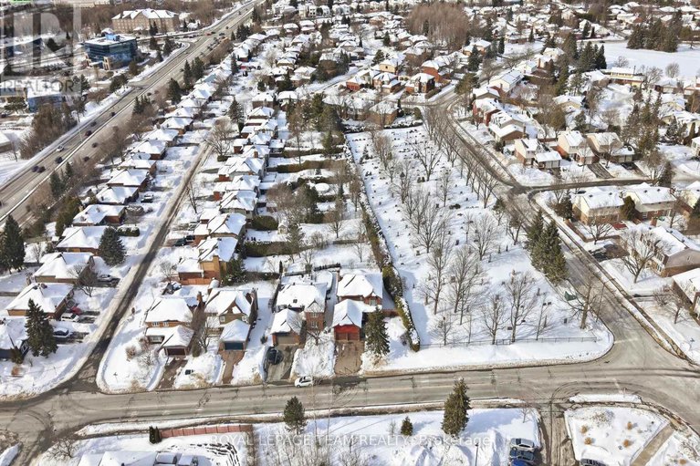 29365768/38-maple-grove-road/katimavik/ottawa/ontario/K2L3K8_44