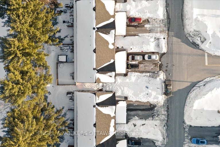 29405370/273-dion-avenue/town-of-rockland/clarence-rockland/ontario/K4K0M4_41