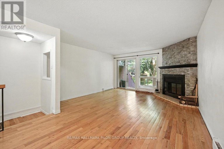 29180737/a-6748-jeanne-darc-boulevard/convent-glen-north/ottawa/ontario/K1C6E9_7