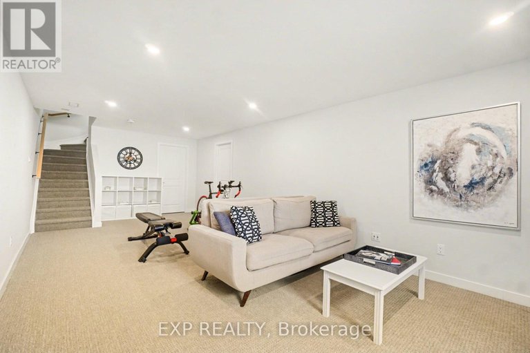 29551483/147-wabikon-crescent/blossom-parkkemp-parkfindlay-creek/ottawa/ontario/K1X0H8_26