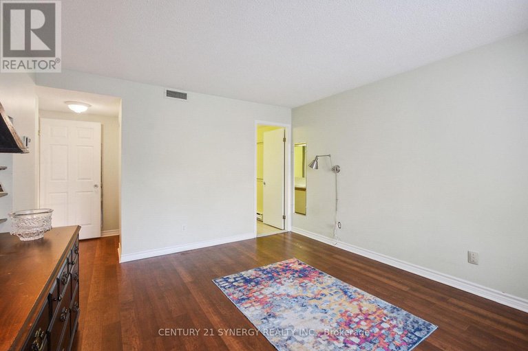 28857984/104-295-gilmour-street/ottawa-centre/ottawa/ontario/K2P0P7_6