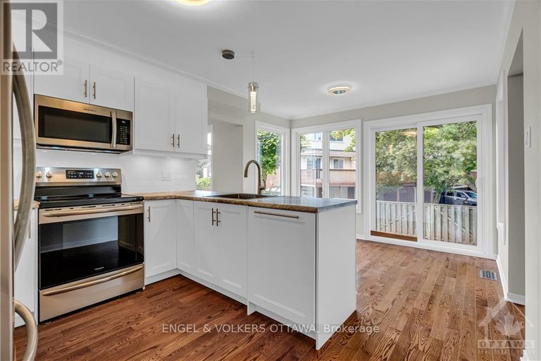 28611833/2177-lenester-avenue/mckellar-heightsglabar-park/ottawa/ontario/K2A4A9_10